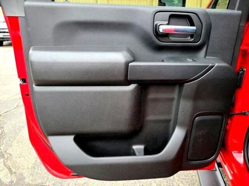 Used 2025 Chevrolet Silverado 2500 Custom image 15