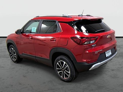 New 2026 Chevrolet TrailBlazer LT w/ LT Cold Weather Package image 2