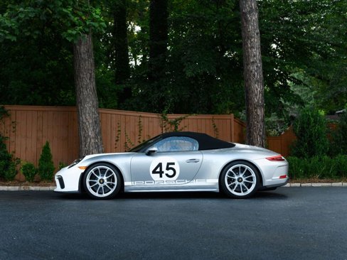 Used 2019 Porsche 911 Speedster image 4