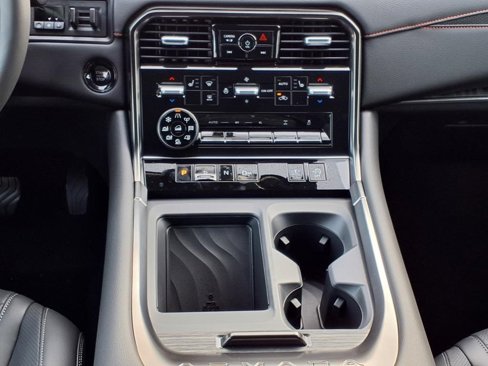 New 2025 Nissan Armada PRO-4X image 19