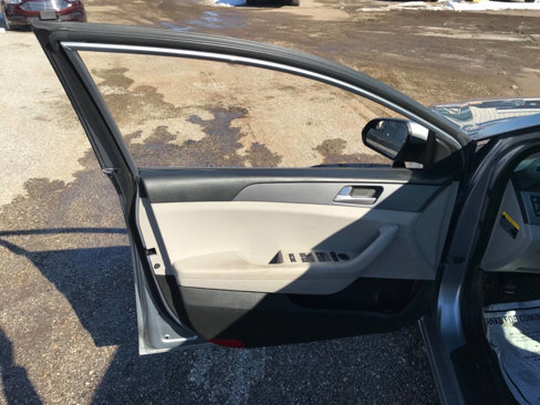 Used 2017 Hyundai Sonata SE image 21