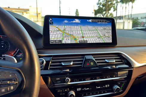 Used 2022 BMW 530i w/ Convenience Package image 14