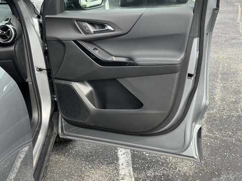 New 2026 Chevrolet Equinox LT image 11