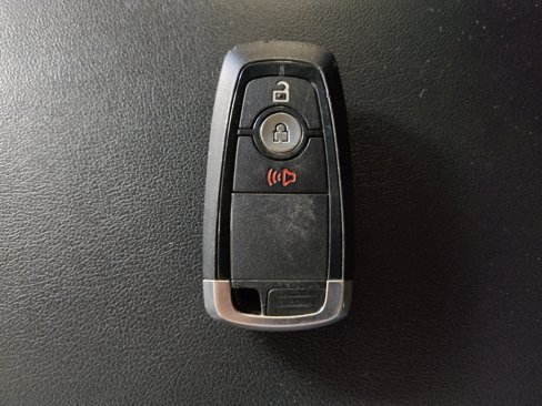 Used 2024 Ford Edge SEL image 32