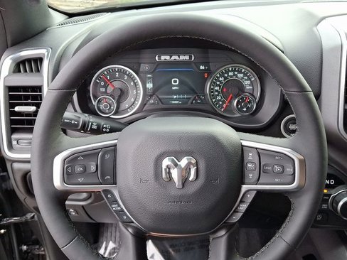 Used 2025 RAM 1500 Big Horn image 25