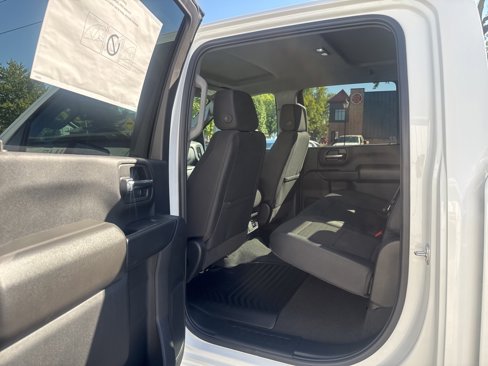 New 2025 Chevrolet Silverado 2500 Custom w/ Custom Value Package image 15