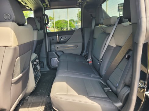 New 2025 GMC Hummer EV 3X image 4