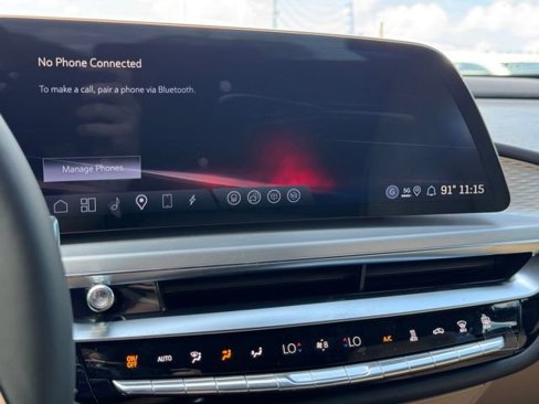 New 2026 Cadillac Lyriq V image 28