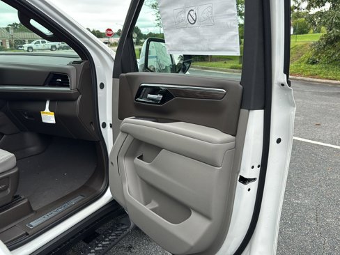 New 2025 Chevrolet Tahoe Z71 w/ Comfort Package image 12