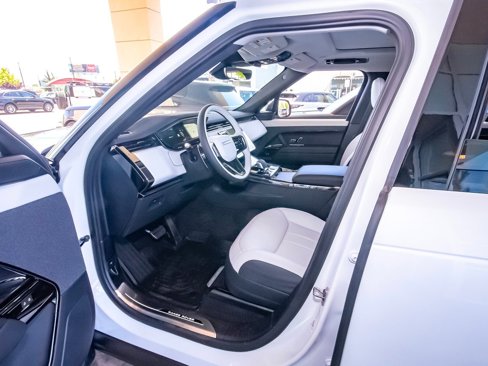 New 2025 Land Rover Range Rover Sport Dynamic SE image 32
