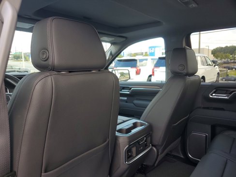 New 2026 GMC Sierra 1500 Denali image 9