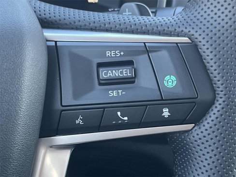 New 2025 Mitsubishi Outlander SE image 27