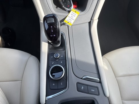 Used 2025 Cadillac XT5 Premium Luxury image 25