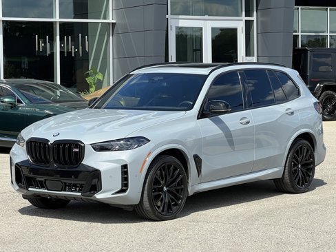 Used 2025 BMW X5 M60i image 1