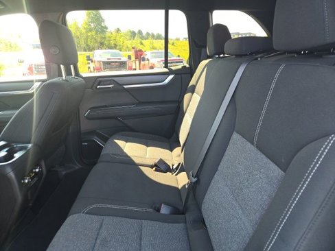 Used 2025 GMC Acadia Elevation image 36