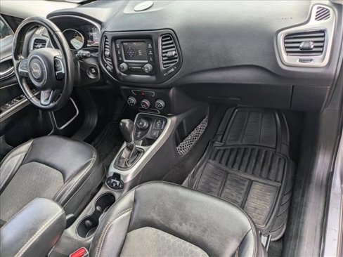 Used 2018 Jeep Compass Latitude image 19