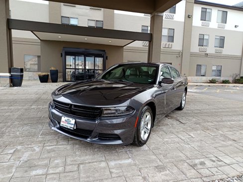 Used 2020 Dodge Charger SXT w/ Leather Interior Group image 1
