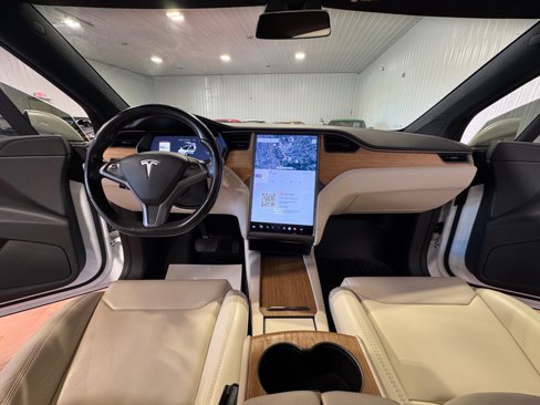 Used 2019 Tesla Model X Long Range image 30