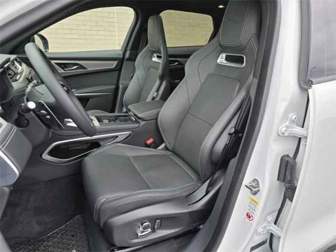 New 2026 Jaguar F-PACE R-Dynamic S image 28