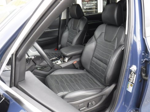 Used 2024 Kia Telluride SX Prestige image 18