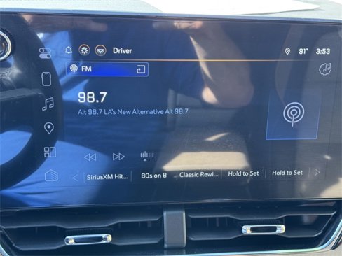 Used 2025 Chevrolet Equinox ACTIV w/ Safety and Technology Package image 12
