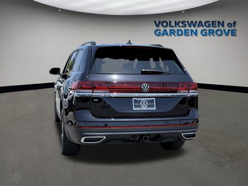 New 2025 Volkswagen Atlas SE image 8