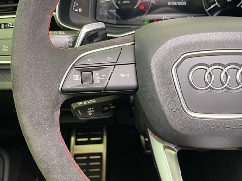 New 2025 Audi RS Q8 performance image 40