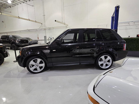 Used 2013 Land Rover Range Rover Sport HSE LUX image 18