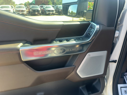 Used 2025 Ford F250 King Ranch w/ Chrome Package image 29