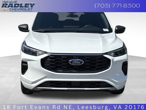 Used 2023 Ford Escape ST-Line w/ Tech Pack #1 image 8