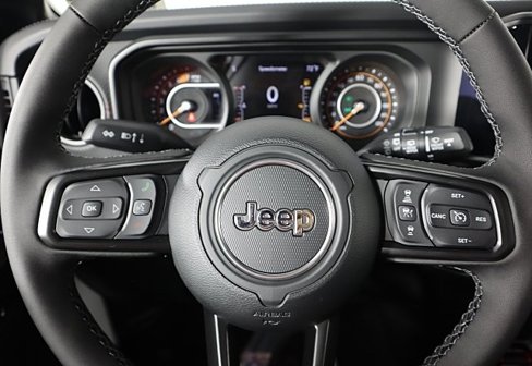 New 2025 Jeep Wrangler Unlimited Rubicon image 12