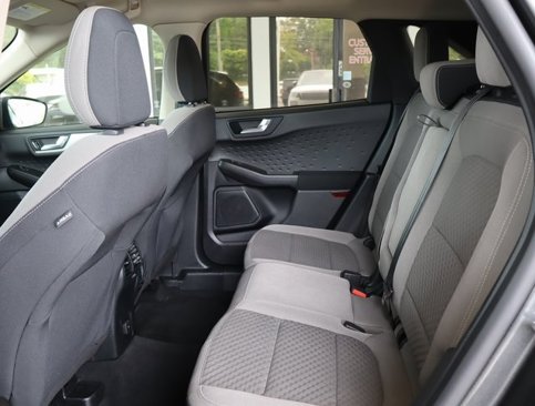 Used 2020 Ford Escape SE image 38