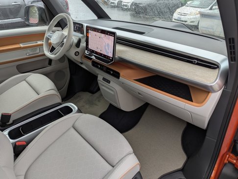 New 2025 Volkswagen ID. Buzz Pro S Plus image 40
