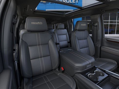 New 2026 Chevrolet Suburban High Country image 16