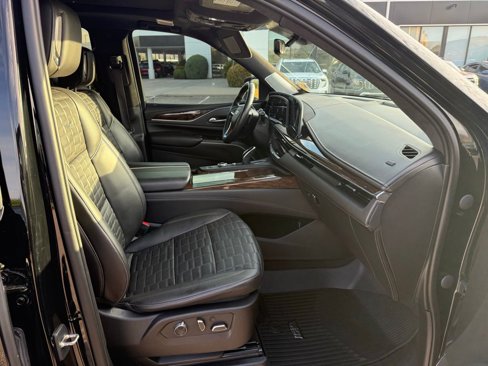 Used 2023 Cadillac Escalade Sport Platinum image 27