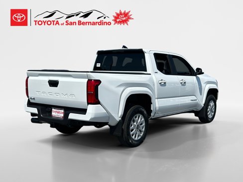 New 2025 Toyota Tacoma SR5 image 5