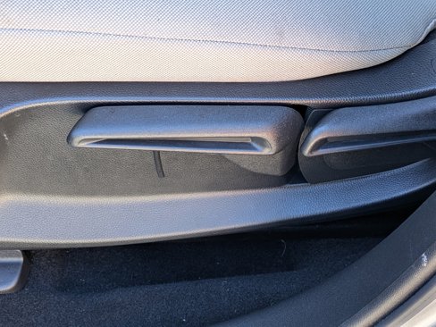 Used 2024 Honda HR-V LX image 19