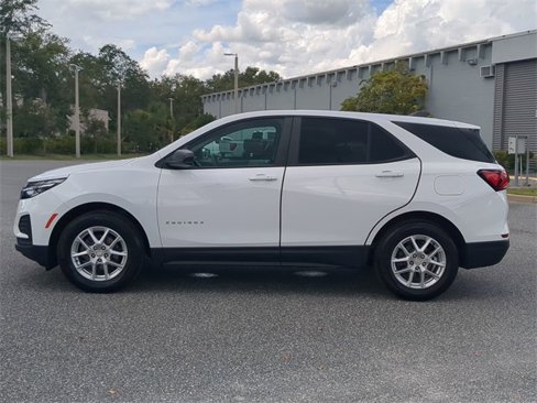Used 2024 Chevrolet Equinox LS w/ LS Convenience Package image 23