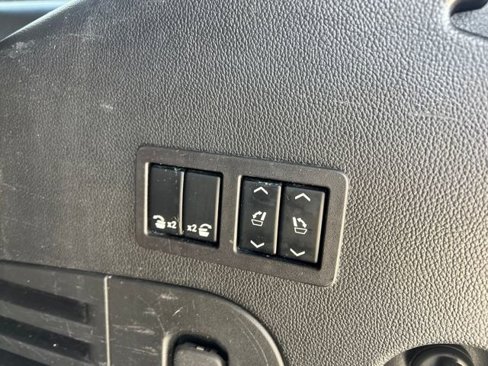 Used 2018 Chevrolet Tahoe Premier image 22