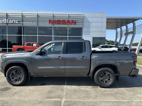 New 2026 Nissan Frontier 2WD Crew Cab image 3