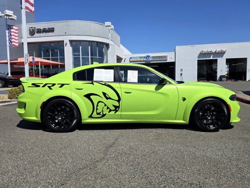 Used 2023 Dodge Charger SRT Hellcat w/ Harman/Kardon Audio Group image 7