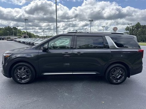 New 2026 Kia Carnival SX image 8