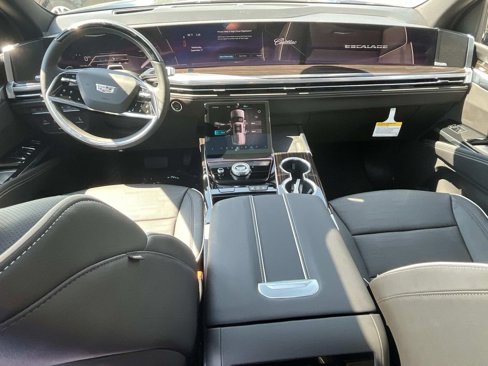New 2026 Cadillac Escalade Luxury w/ Touring Package image 15