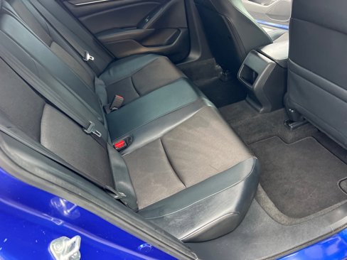 Used 2018 Honda Accord Sport image 16