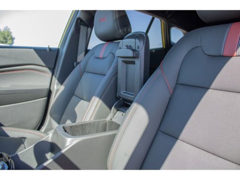 New 2025 Chevrolet Trax RS w/ Sunroof Package image 14