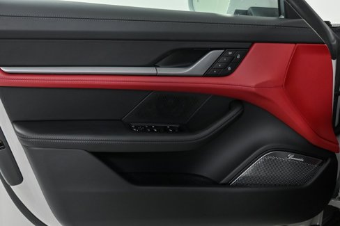 New 2025 Porsche Taycan 4S image 6
