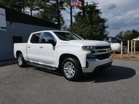 Used 2020 Chevrolet Silverado 1500 LT w/ All-Star Edition image 3