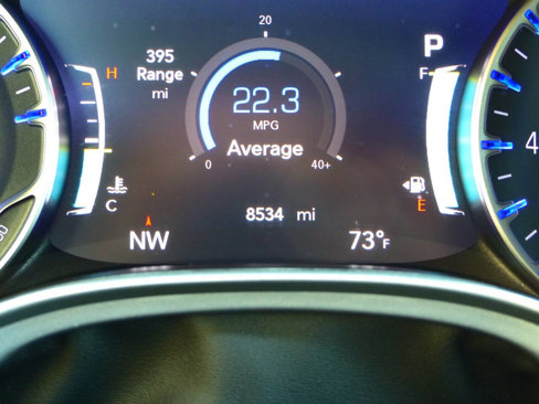 Used 2024 Chrysler Pacifica Touring-L w/ S Appearance Package image 31