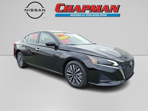 Certified 2024 Nissan Altima 2.5 SV image 1