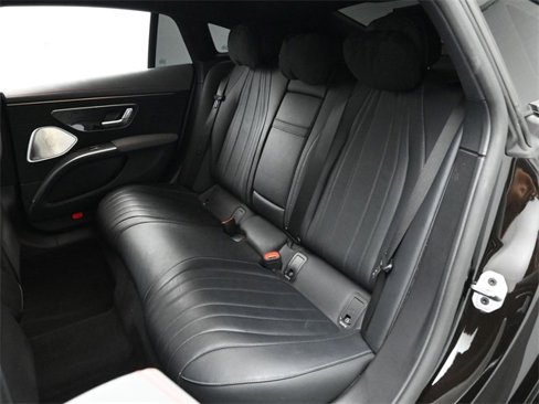Used 2022 Mercedes-Benz EQS 580 4MATIC Sedan image 15